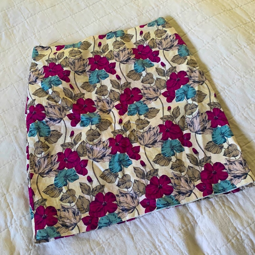 Ann Taylor Floral Pencil Skirt